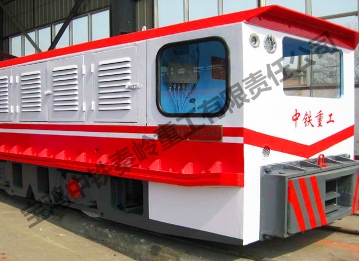 ZTY80/600E（S）矿用柴油机牵引机车